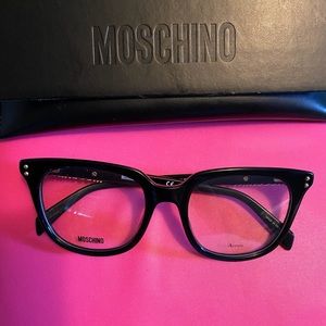 BNWOT 100% authentic Moschino eyeglasses
